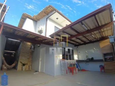 Casa com 2 Quartos à venda, 110m² no Jardim Mariléa, Rio das Ostras