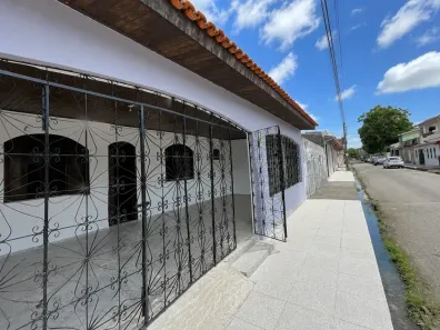 Casa com 3 Quartos para alugar, 300m² no Cidade Nova, Ananindeua