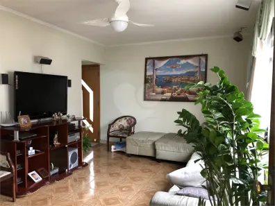 Sobrado com 3 Quartos à venda, 220m² no Vila Gustavo, São Paulo