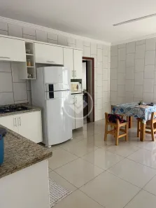 Casa com 3 Quartos à venda, 155m² no São Jorge, Uberlândia