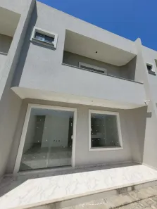 Casa de Condomínio com 4 Quartos à venda, 145m² no Ipitanga, Lauro de Freitas