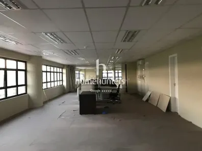 Sala Comercial para alugar, 340m² no Vila Brandina, Campinas