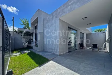 Casa com 3 Quartos à venda, 89m² no , Peruíbe