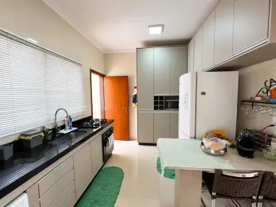 Casa com 3 Quartos à venda, 241m² no Loteamento Recanto do Lago, São José do Rio Preto