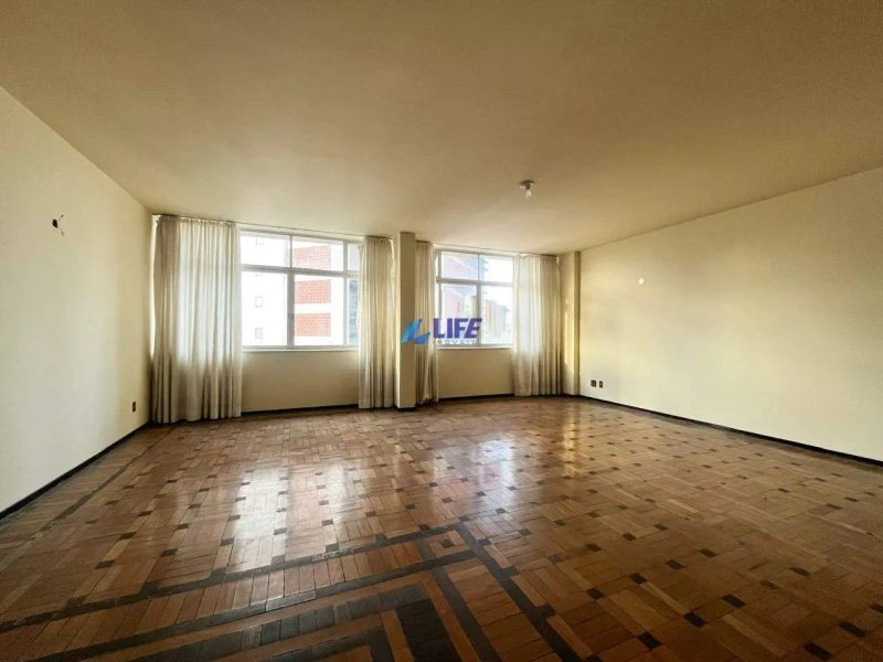 Apartamento com 5 quartos — Centro, Belo Horizonte