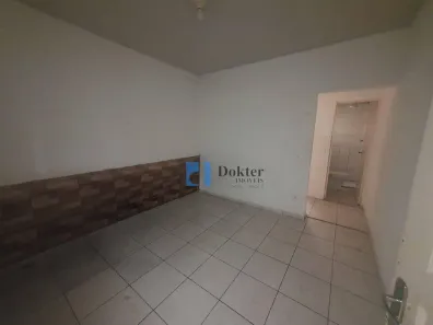 Casa com 1 Quarto para alugar, 30m² no Moinho Velho, São Paulo