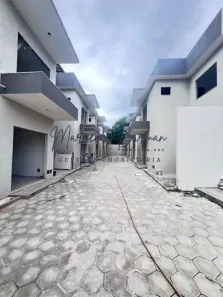 Casa de Condomínio com 4 Quartos à venda, 140m² no Pitangueiras, Lauro de Freitas