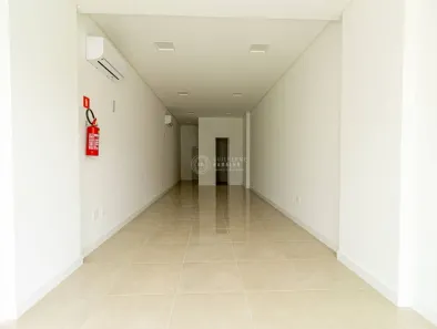 Sala Comercial para alugar, 59m² no Nações, Balneário Camboriú
