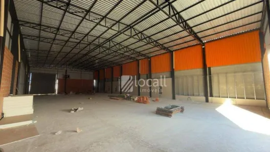 Galpão/Depósito/Armazém à venda, 600m² no Distrito Industrial Doutor Carlos Arnaldo e Silva, São José do Rio Preto