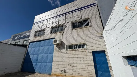 Galpão/Depósito/Armazém à venda, 240m² no Iporanga, Sorocaba