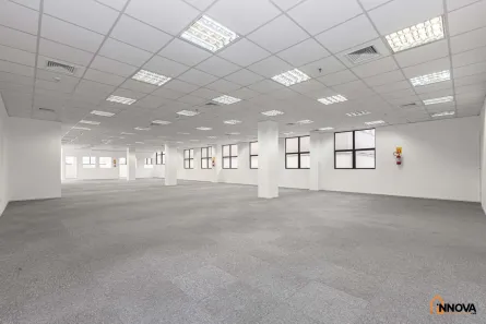 Sala Comercial com 1 Quarto para alugar, 939m² no Centro, Curitiba