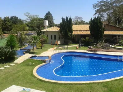 Casa de Condomínio com 3 Quartos à venda, 500m² no Monte Carlo, Guapiaçu