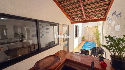 Ponto Comercial com 3 Quartos à venda, 177m² no Shopping Park, Uberlândia