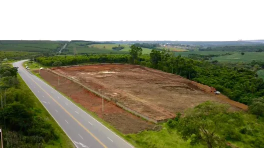 Lote/Terreno à venda, 24200m² no Centro, Salto de Pirapora