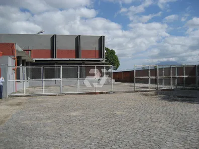 Galpão/Depósito/Armazém para alugar, 5600m² no Parque Duque, Duque de Caxias
