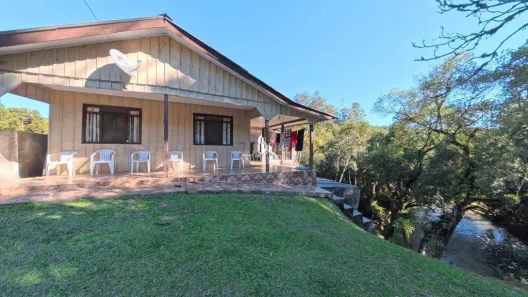 Fazenda/Sítio com 3 Quartos à venda, 60m² no , Campina Grande do Sul