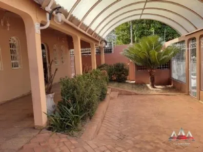 Casa com 4 Quartos à venda, 314m² no Cidade Alta, Cuiabá