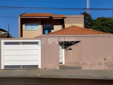 Sobrado com 3 Quartos à venda, 138m² no Jardim Arangá, Araraquara