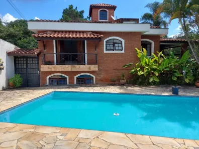 Sobrado com 4 Quartos à venda, 550m² no Cumbari, Mairiporã