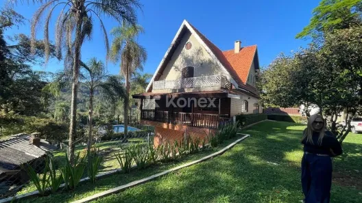 Casa com 3 Quartos para alugar, 306m² no Roseira, Mairiporã