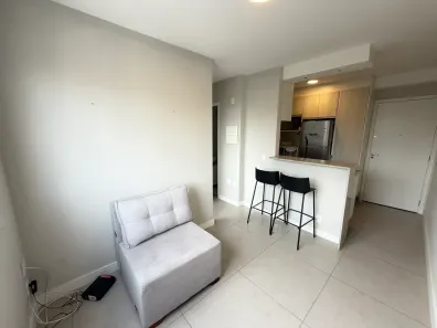 Apartamento com 2 Quartos para alugar, 35m² no Cambuci, São Paulo