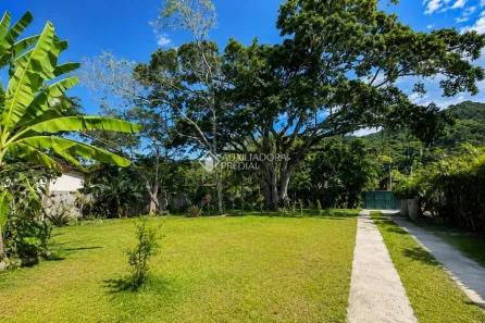 Casa de Condomínio com 2 Quartos para alugar, 90m² no Lagoa da Conceição, Florianópolis