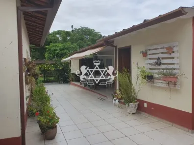 Casa com 5 Quartos à venda, 164m² no Jardim Porto Novo, Caraguatatuba