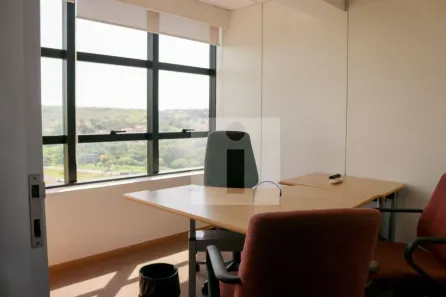Prédio Comercial para alugar, 356m² no Vila Brandina, Campinas