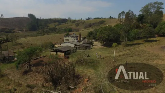 Fazenda/Sítio com 4 Quartos à venda, 470m² no Piracaia, Piracaia