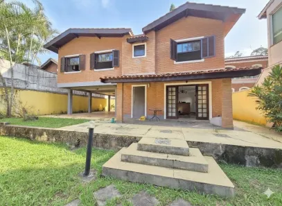 Casa com 4 Quartos à venda, 244m² no Mantiqueira, Mairiporã