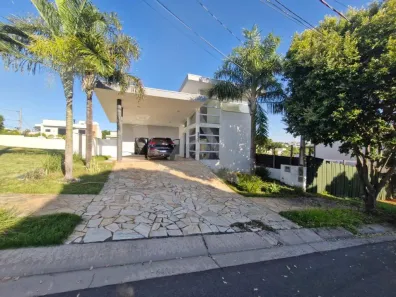 Casa de Condomínio com 3 Quartos à venda, 190m² no Swiss Park, Campinas