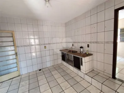 Sobrado com 3 Quartos à venda, 190m² no Parque União, Bauru