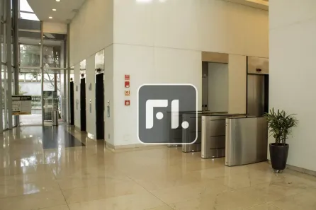 Sala Comercial para alugar, 132m² no Vila Almeida, São Paulo