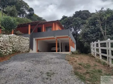 Fazenda/Sítio com 3 Quartos à venda, 27000m² no , Camanducaia