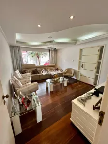 Sobrado com 4 Quartos à venda, 350m² no Independência, São Bernardo do Campo