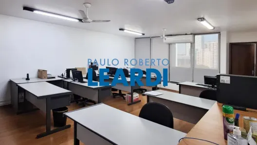 Sala Comercial à venda, 184m² no Jardim Paulistano, São Paulo
