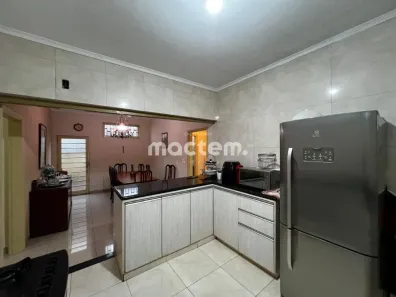 Casa com 3 Quartos à venda, 168m² no Jardim Paulistano, Ribeirão Preto
