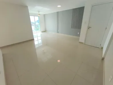 Apartamento com 3 Quartos à venda, 110m² no Praia Campista, Macaé