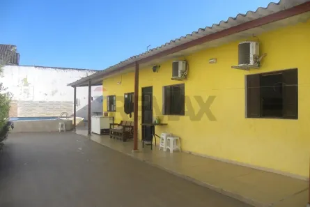 Casa com 3 Quartos à venda, 65m² no Jardim Peruíbe, Peruíbe