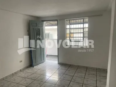 Casa com 1 Quarto para alugar, 50m² no Vila Ester (Zona Norte), São Paulo