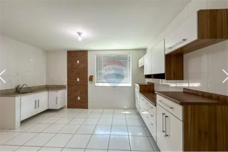 Casa com 3 Quartos à venda, 164m² no Monte Castelo, Juiz de Fora
