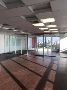 Sala Comercial para alugar, 178m² no Itaim Bibi, São Paulo