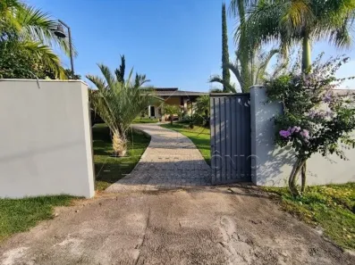 Fazenda/Sítio com 3 Quartos à venda, 382m² no Ana Maria, Sorocaba