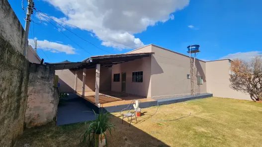 Apartamento com 3 Quartos para alugar, 110m² no Jardim das Oliveiras, Trindade