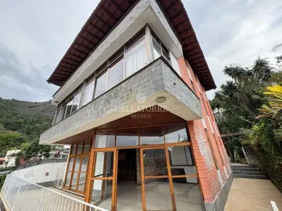 Casa com 4 Quartos para venda ou aluguel, 375m² no Iucas, Teresópolis