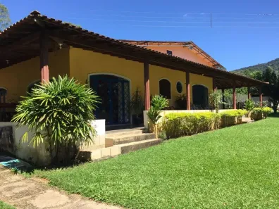 Fazenda/Sítio com 4 Quartos à venda, 30000m² no Centro, Pinhalzinho