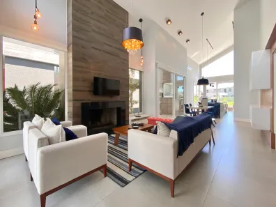 Casa de Condomínio com 4 Quartos à venda, 180m² no Zona Nova, Capão da Canoa