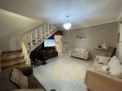 Sobrado com 3 Quartos à venda, 136m² no Jardim Sul, São José dos Campos