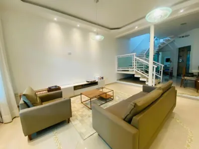 Casa com 4 Quartos para venda ou aluguel, 200m² no Alto Ipiranga, Mogi das Cruzes