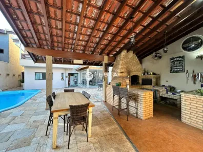 Casa com 4 Quartos à venda, 348m² no Parque Residencial Nardini, Americana